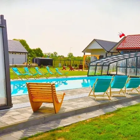 Nettes In Mit Grosser Terrasse Ferienhaus *